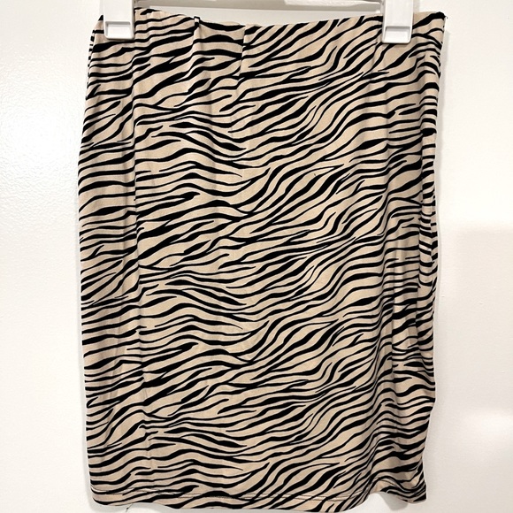 Zebra Print skirt - Picture 1 of 3